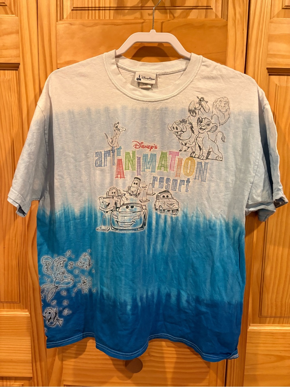 Disney Parks Art of Animation Resort Blue Ombre Graphic T-Shirt women’s XL